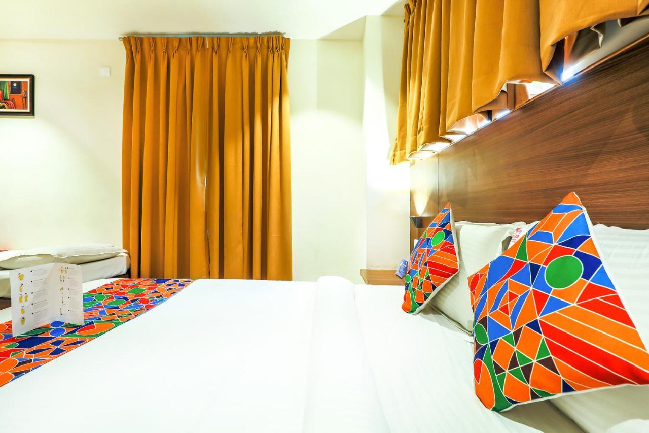 FabHotel RR Grand MG Road Vijayawāda Exterior foto